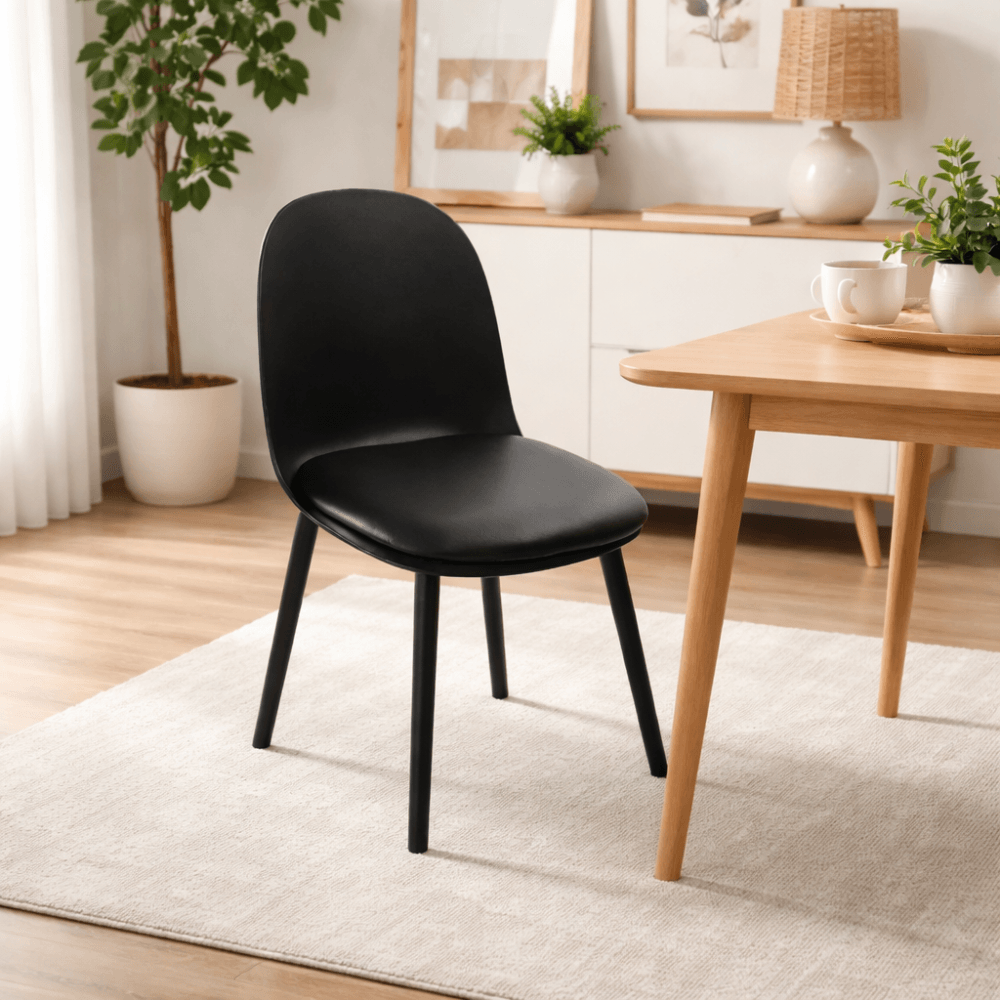 Cadeira Plástica Maitê Preta 80x45x53cm Mozaic | FastStore PDP